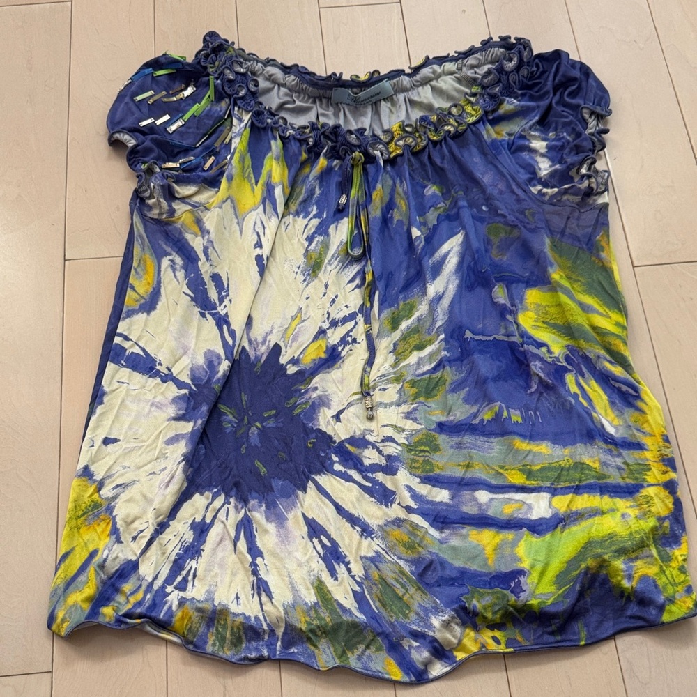 Blumarine Blue and Yellow Top with unique details Size 44